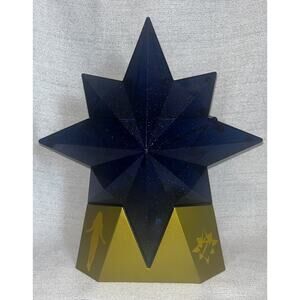 Cinemark The Marvels Light-Up Star Popcorn Bucket | GUC | Works | Needs Batts.